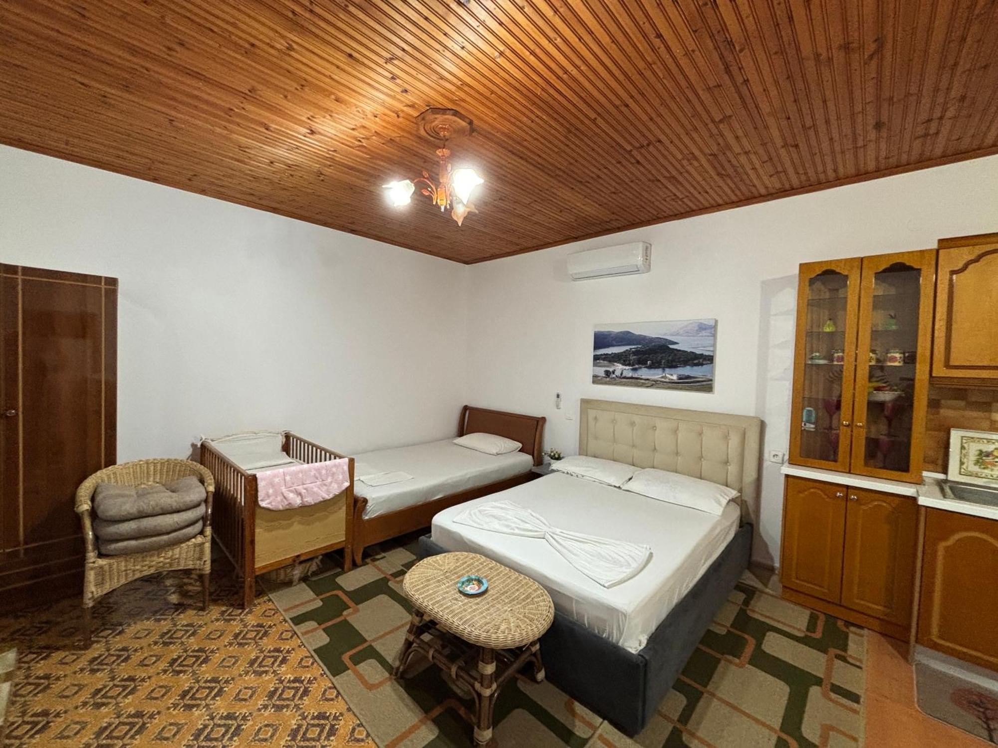 Hotel Lida'S House Lukovë Esterno foto